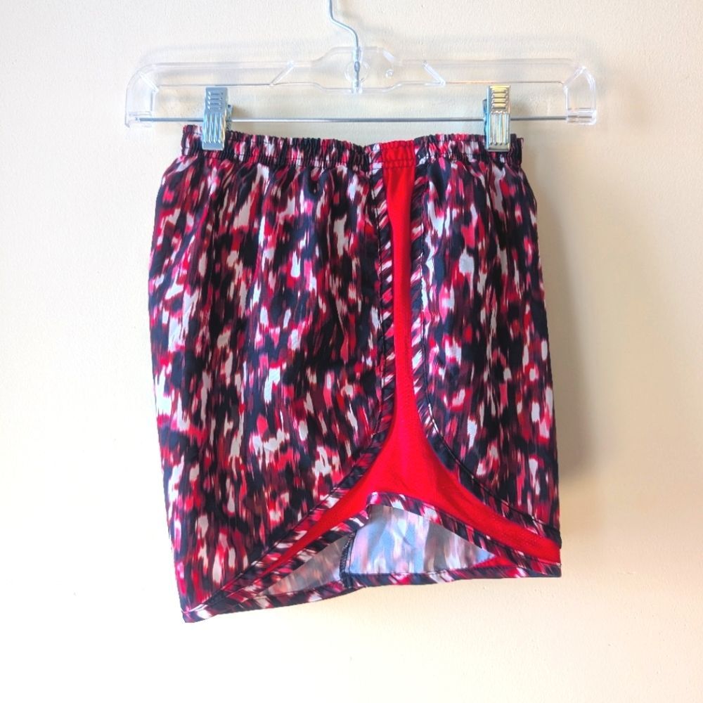 Nike Tempo Shorts Women's Hyper Punch/Action Red/Matte Silver Size M